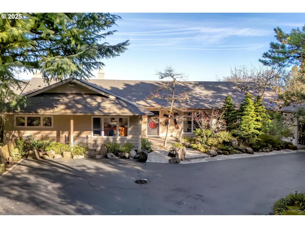 1205 SW Myrtle Drive Portland OR 97201