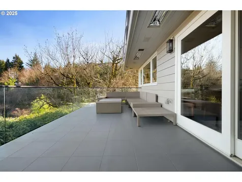 1205 SW Myrtle Drive Portland OR 97201