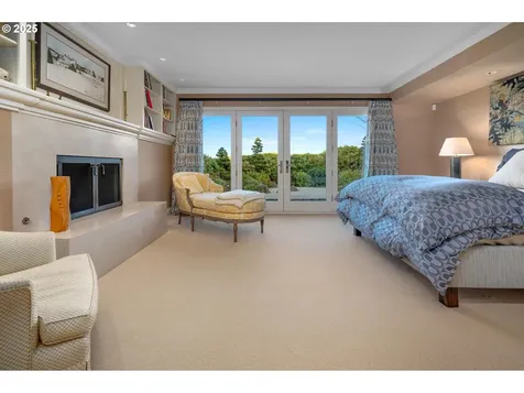 1205 SW Myrtle Drive Portland OR 97201