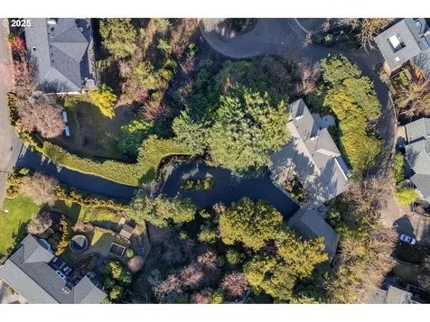 1205 SW Myrtle Drive Portland OR 97201