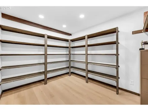 2546 SW Sherwood Drive Portland OR 97201