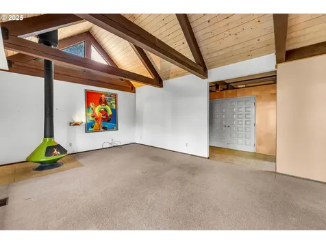 2546 SW Sherwood Drive Portland OR 97201