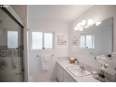 3140 14th Avenue SE Albany OR 97322