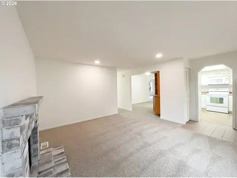 2730 SE 45th Court Hillsboro OR 97123