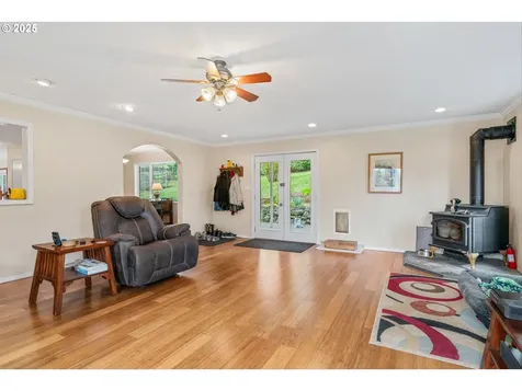 608 NE Hill Street Sheridan OR 97378