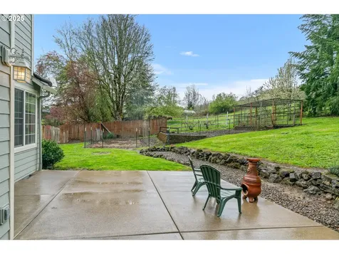 608 NE Hill Street Sheridan OR 97378