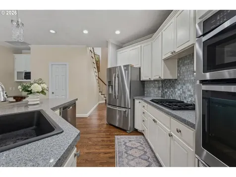 5825 Ridgetop Court Lake Oswego OR 97035