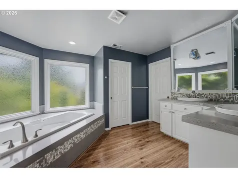 5825 Ridgetop Court Lake Oswego OR 97035