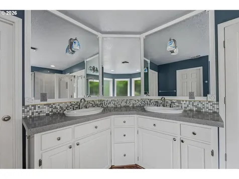 5825 Ridgetop Court Lake Oswego OR 97035