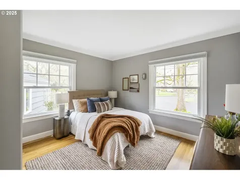 7317 SE 35th Avenue Portland OR 97202
