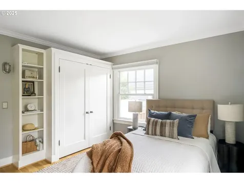 7317 SE 35th Avenue Portland OR 97202
