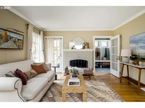 7317 SE 35th Avenue Portland OR 97202