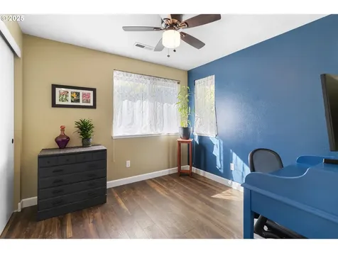 18213 SE 18th Street Vancouver WA 98683