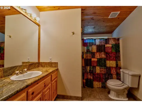 156 Peppermill Road Kelso WA 98626
