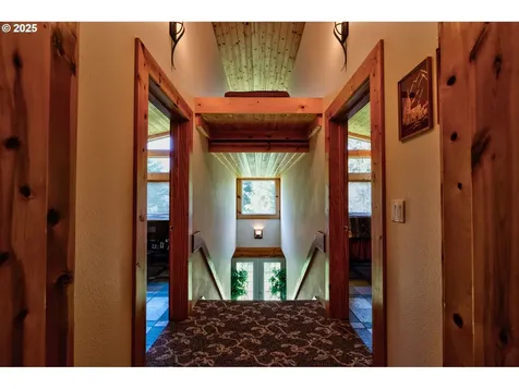 156 Peppermill Road Kelso WA 98626