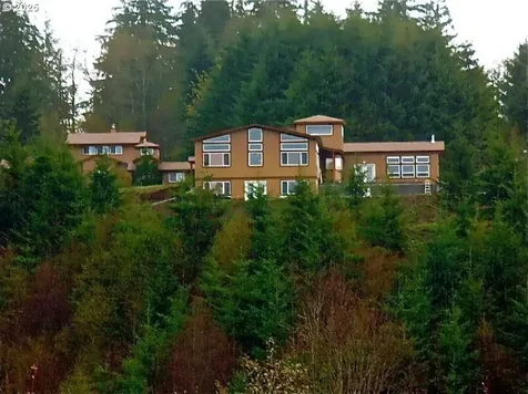 156 Peppermill Road Kelso WA 98626