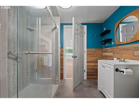 875 SE 13th Avenue Hillsboro OR 97123