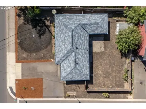 875 SE 13th Avenue Hillsboro OR 97123