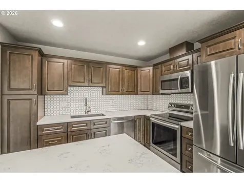 88192 Jameson Way Veneta OR 97487