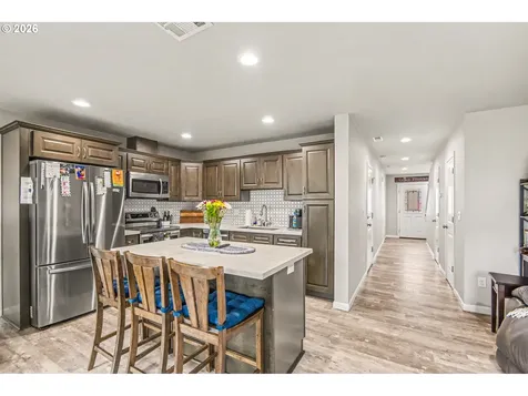 88192 Jameson Way Veneta OR 97487