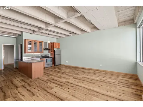 900 NE 81st Avenue Portland OR 97213