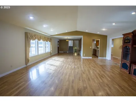 61866 Riddle Road La Grande OR 97850