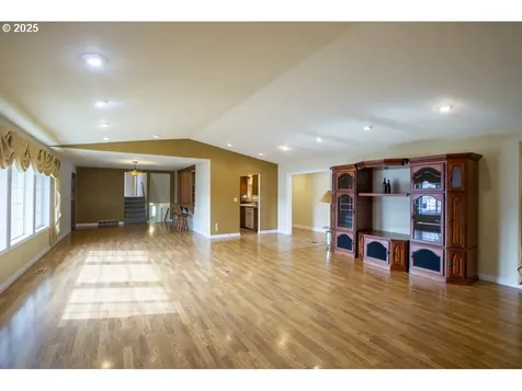61866 Riddle Road La Grande OR 97850