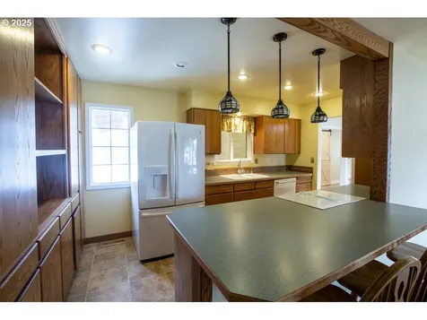 61866 Riddle Road La Grande OR 97850