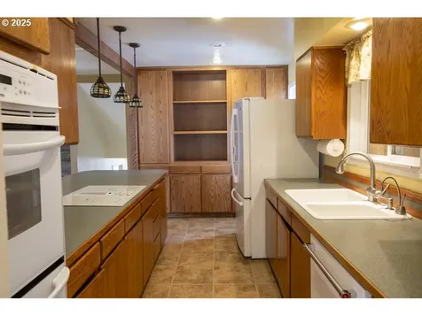 61866 Riddle Road La Grande OR 97850