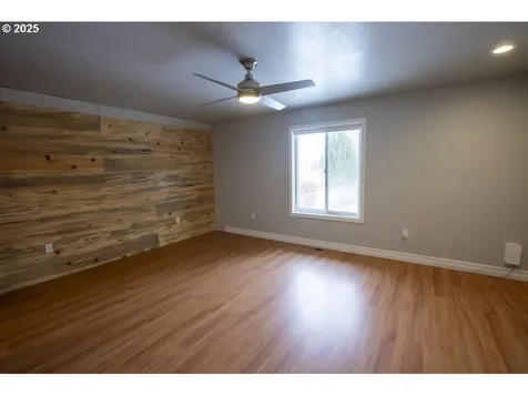 61866 Riddle Road La Grande OR 97850