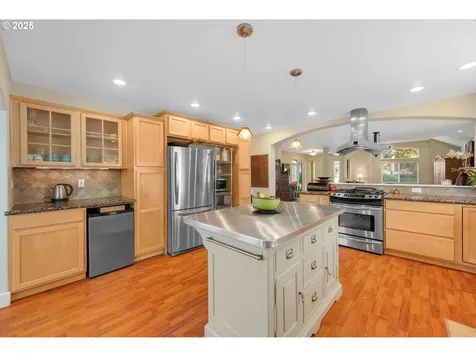 7564 SW Wimbledon Circle N Wilsonville OR 97070
