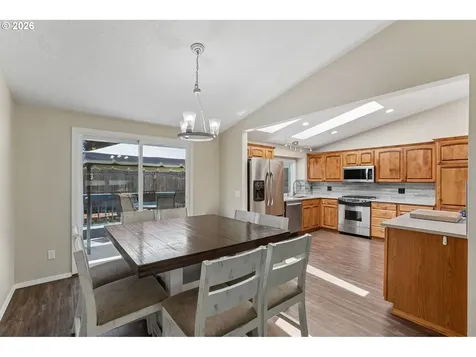 8915 NE 28th Place Vancouver WA 98665