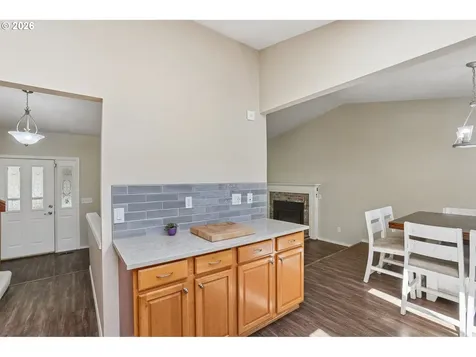 8915 NE 28th Place Vancouver WA 98665