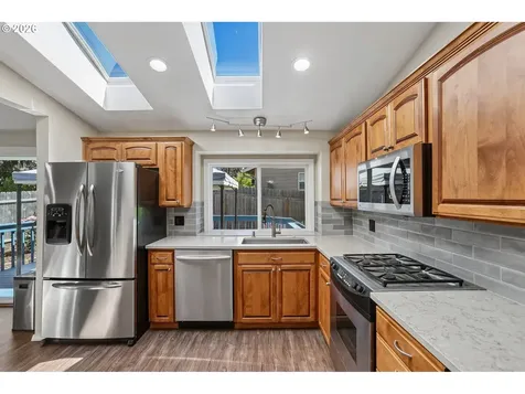 8915 NE 28th Place Vancouver WA 98665