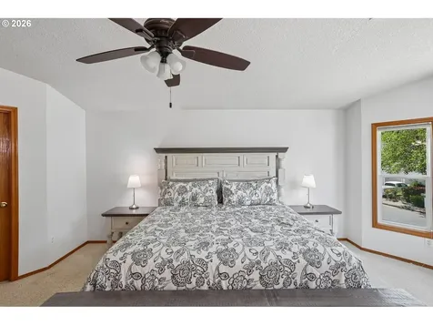8915 NE 28th Place Vancouver WA 98665