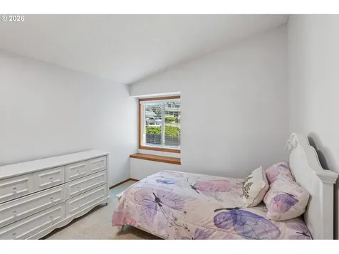 8915 NE 28th Place Vancouver WA 98665
