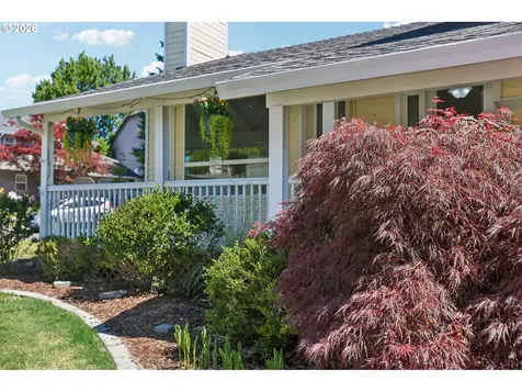 8915 NE 28th Place Vancouver WA 98665