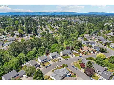 8915 NE 28th Place Vancouver WA 98665