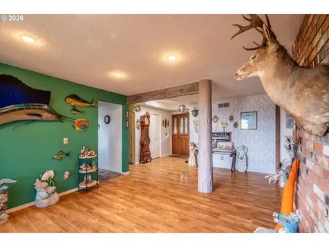 875 Signal Way Coos Bay OR 97420