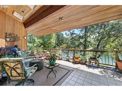 375 Acorn Drive Roseburg OR 97470