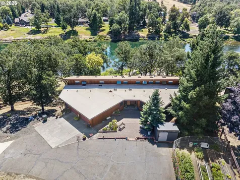 375 Acorn Drive Roseburg OR 97470