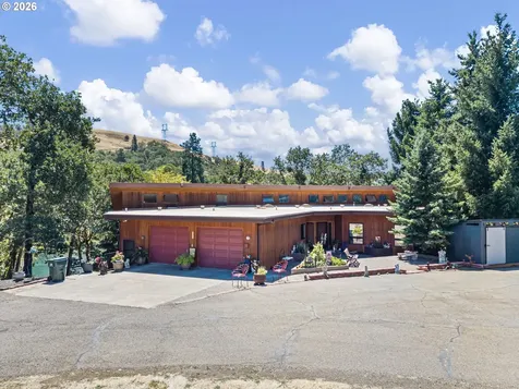 375 Acorn Drive Roseburg OR 97470
