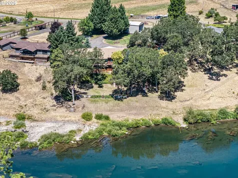 375 Acorn Drive Roseburg OR 97470