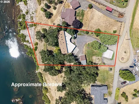 375 Acorn Drive Roseburg OR 97470