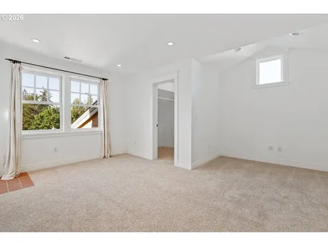 17151 Wall Street Lake Oswego OR 97034
