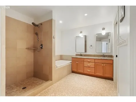 17151 Wall Street Lake Oswego OR 97034