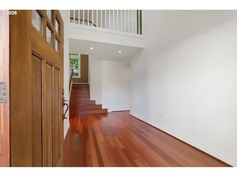17151 Wall Street Lake Oswego OR 97034