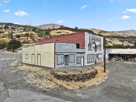 372 Main Street Wishram WA 98673