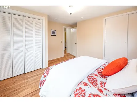 1566 Maywood Avenue Eugene OR 97404
