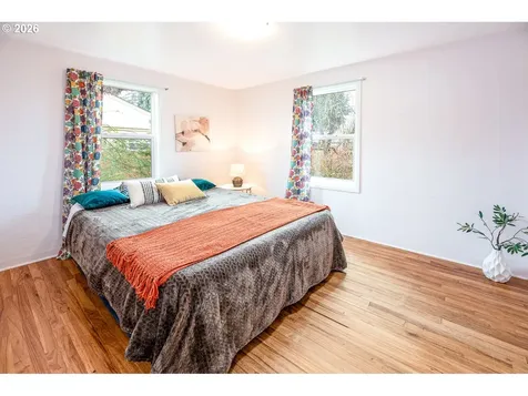1566 Maywood Avenue Eugene OR 97404